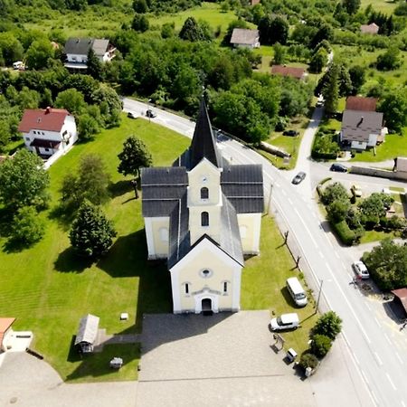 Apartman Josipa Drežnik Grad المظهر الخارجي الصورة