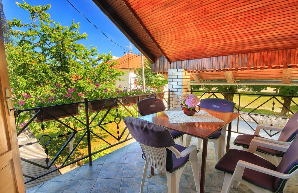 Apartman Josipa Drežnik Grad المظهر الخارجي الصورة