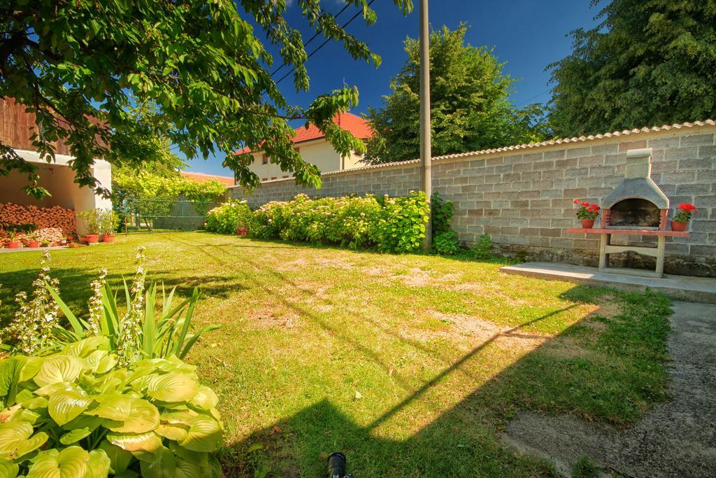 Apartman Josipa Drežnik Grad المظهر الخارجي الصورة